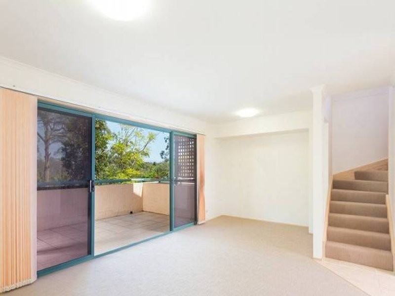 78 Orchard Terrace, St Lucia QLD 4067