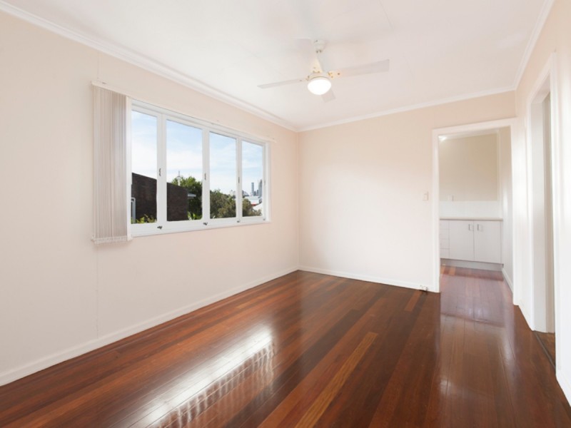 3/24-26 Qualtrough Street, Woolloongabba QLD 4102