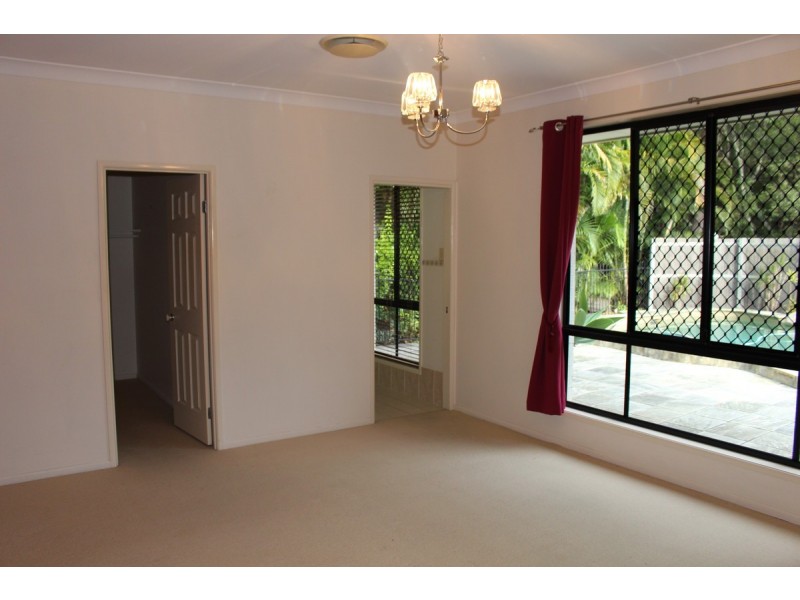 34 Nankin Street, Fig Tree Pocket QLD 4069