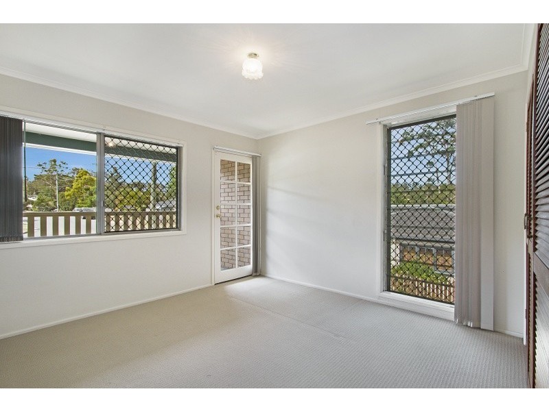 72 Dobell Street, Indooroopilly QLD 4068