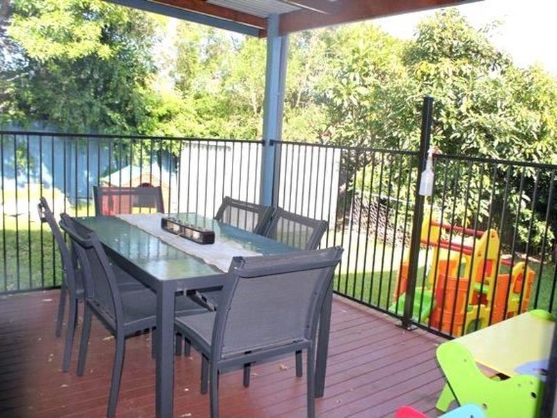 16 Nearco Street, Fig Tree Pocket QLD 4069