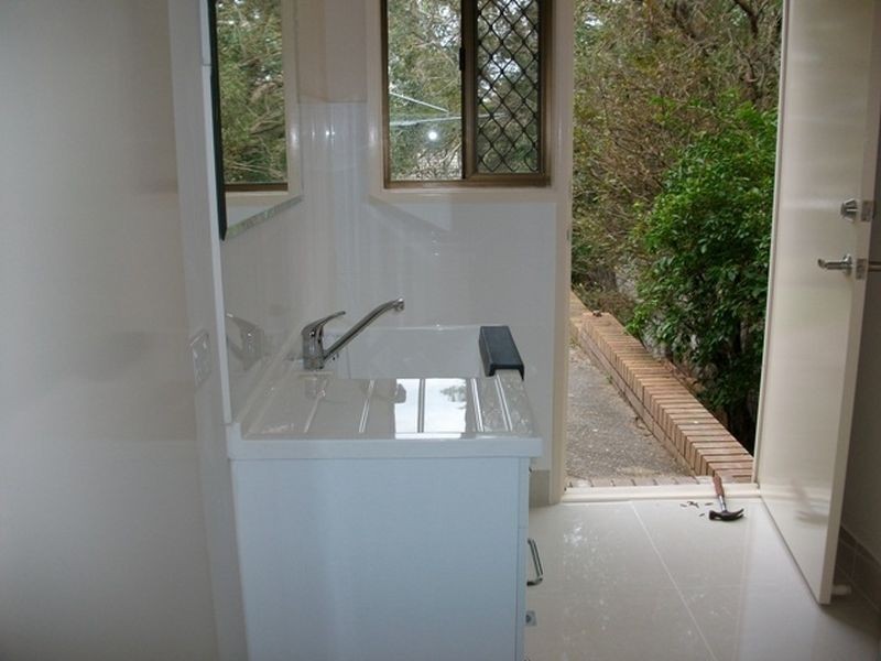 60 Disraeli Street, Indooroopilly QLD 4068