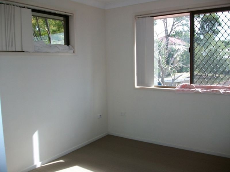 60 Disraeli Street, Indooroopilly QLD 4068