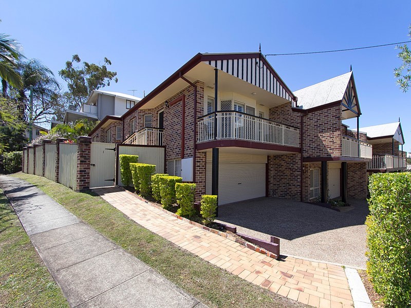 1/30 Rennie Street, Indooroopilly QLD 4068