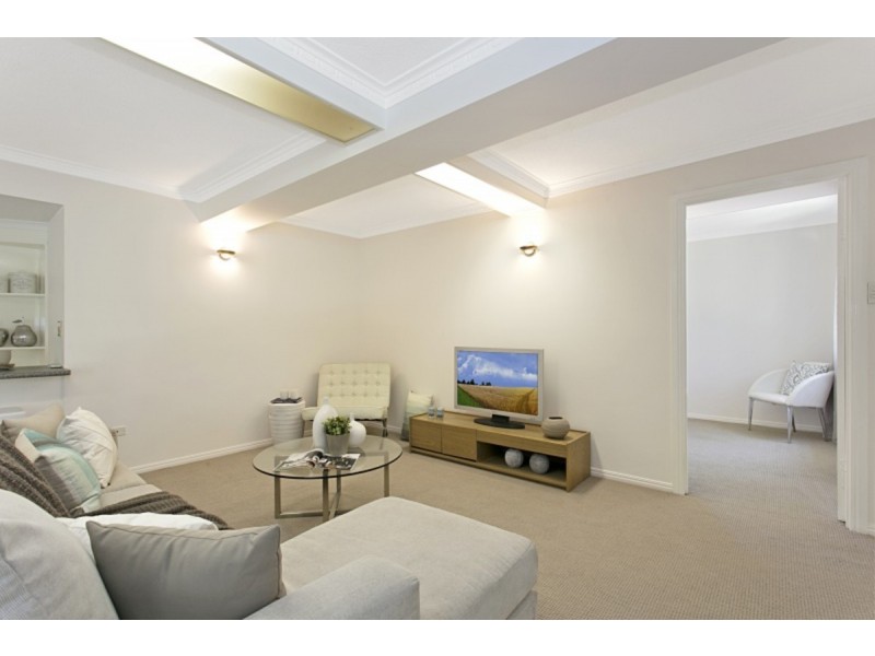 2/55 Douglas Street, St Lucia QLD 4067