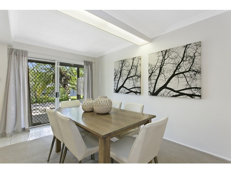 2/55 Douglas Street, St Lucia QLD 4067