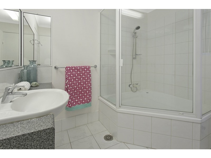 2/55 Douglas Street, St Lucia QLD 4067