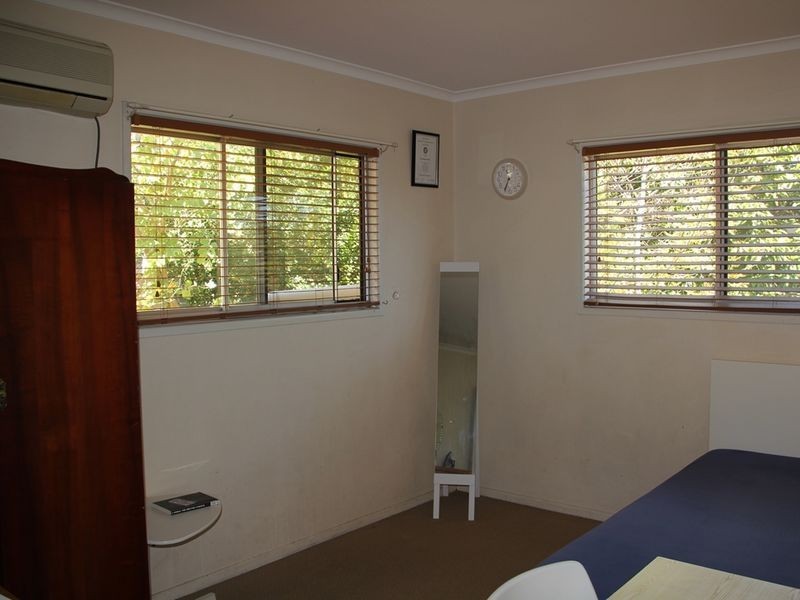 7 Usher Street, Indooroopilly QLD 4068