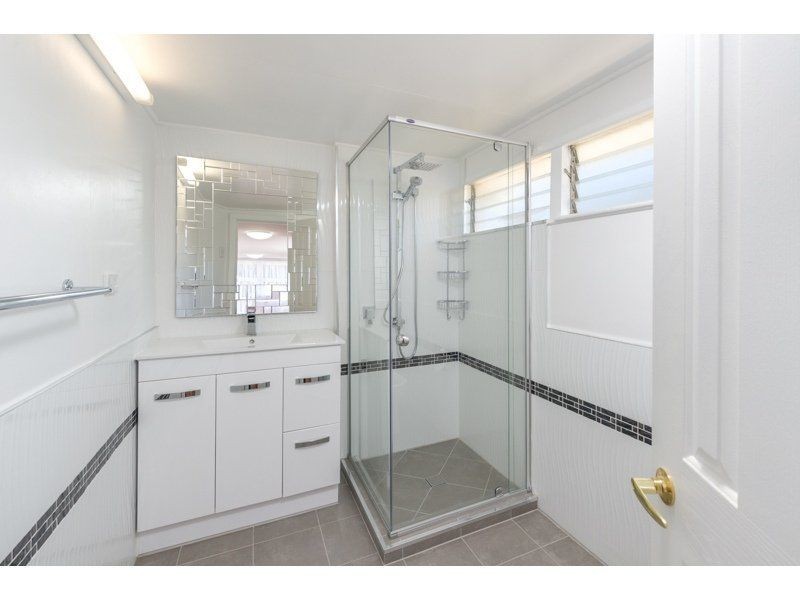 1 Warrawee Street, Toowong QLD 4066