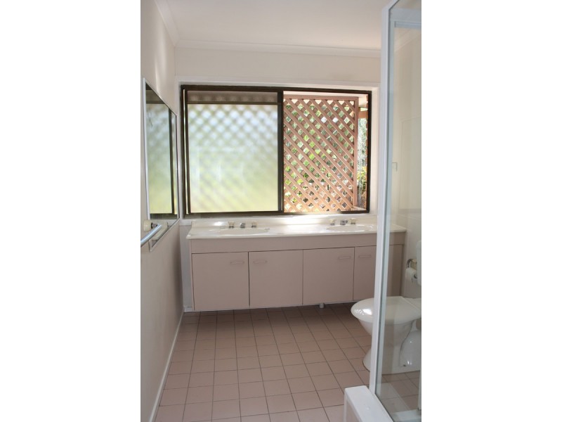 180 Indooroopilly Road, Taringa QLD 4068