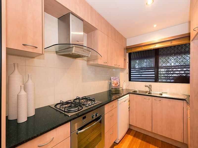 5/37 Sandford Street, St Lucia QLD 4067
