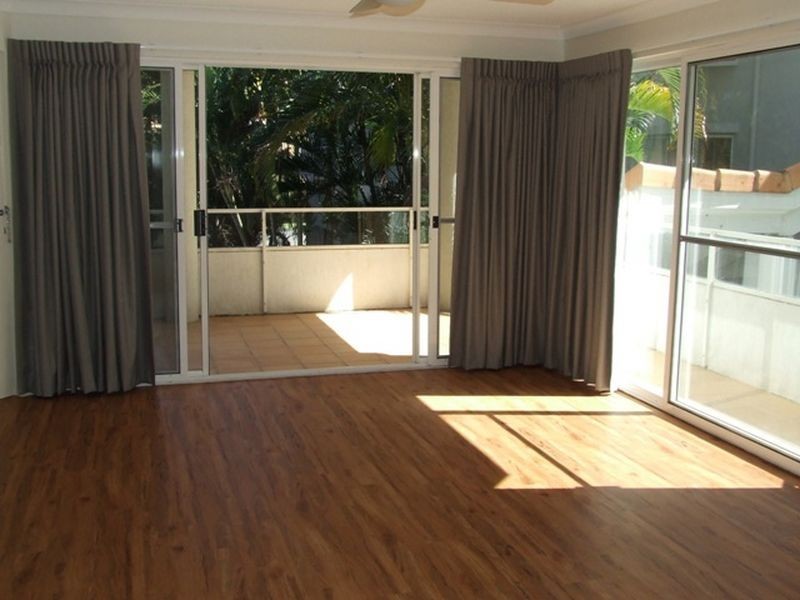 5/212-214 Sir Fred Schonell Drive, St Lucia QLD 4067