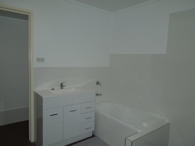 27 Dempster Street, Toowong QLD 4066