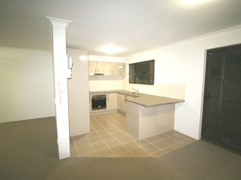 2/33 Alexandra Avenue, Taringa QLD 4068