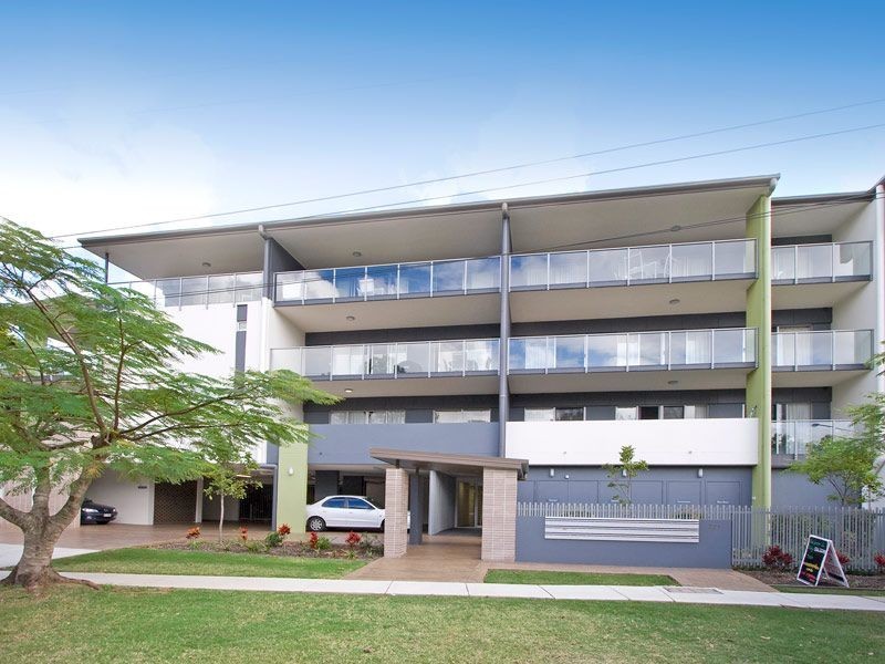 23/221 Sir Fred Schonell Drive, St Lucia QLD 4067
