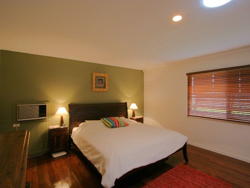 1 Cadiz Street, Indooroopilly QLD 4068