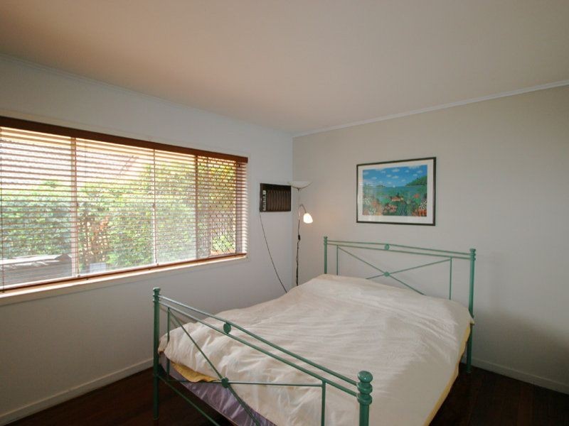 1 Cadiz Street, Indooroopilly QLD 4068