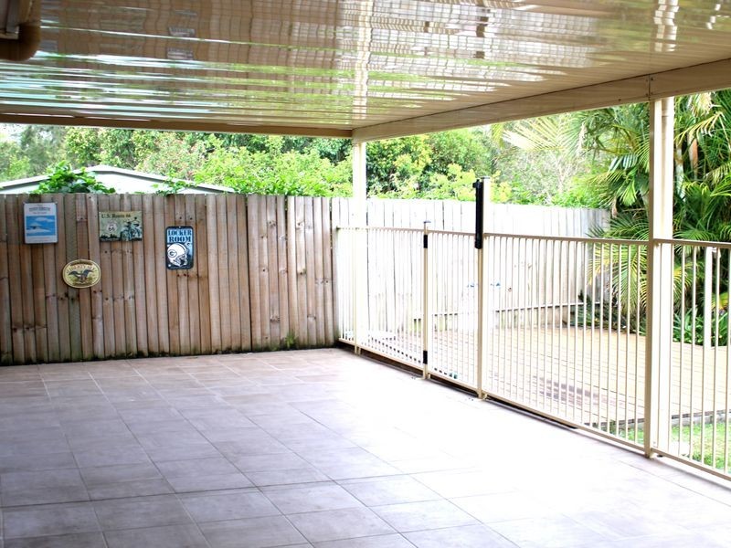 16 Salubris Place, Moggill QLD 4070