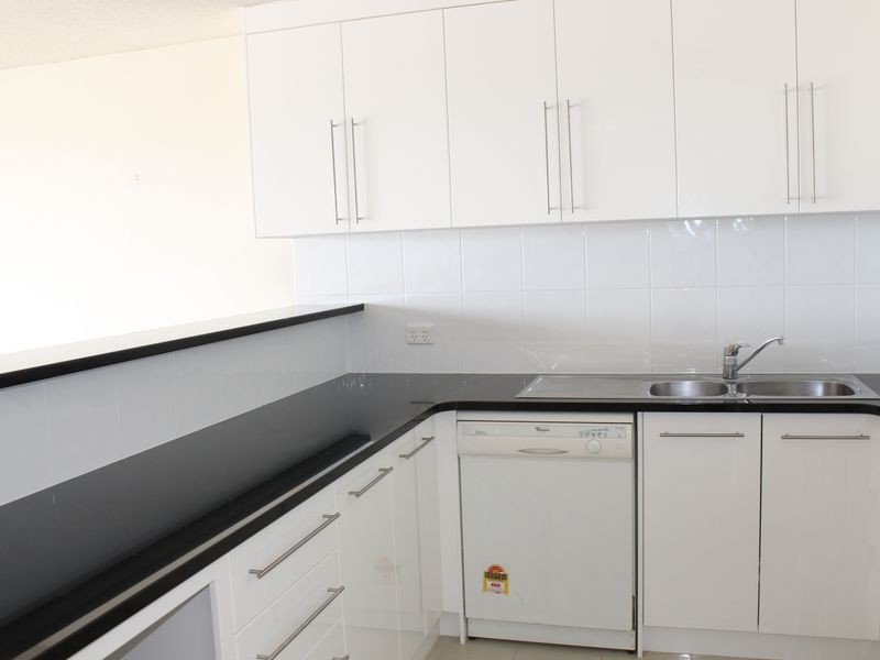 26/164 Macquarie Street, St Lucia QLD 4067