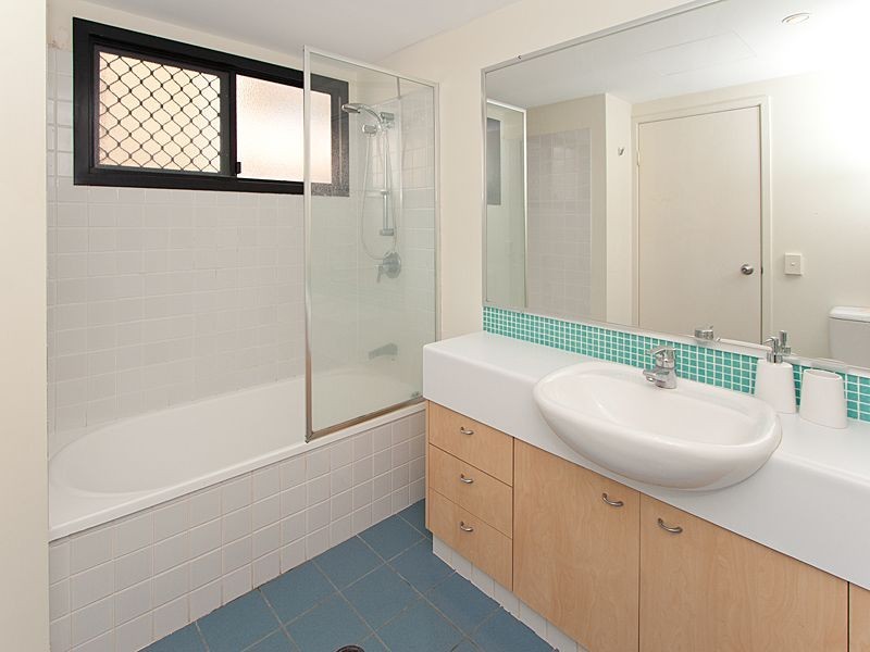 21/60 Sherwood Road, Toowong QLD 4066