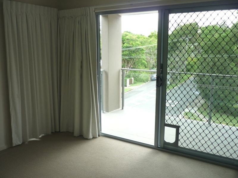 59 Douglas Street, St Lucia QLD 4067