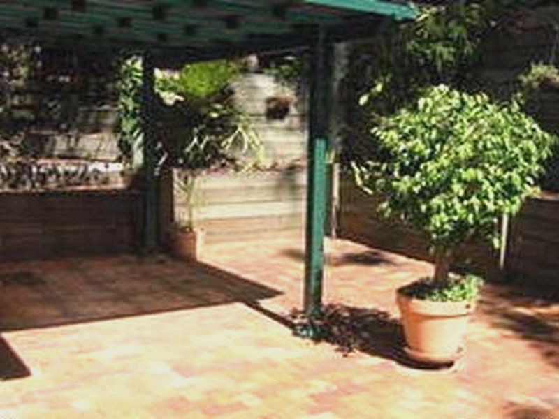 38 Tucker Street, Chapel Hill QLD 4069