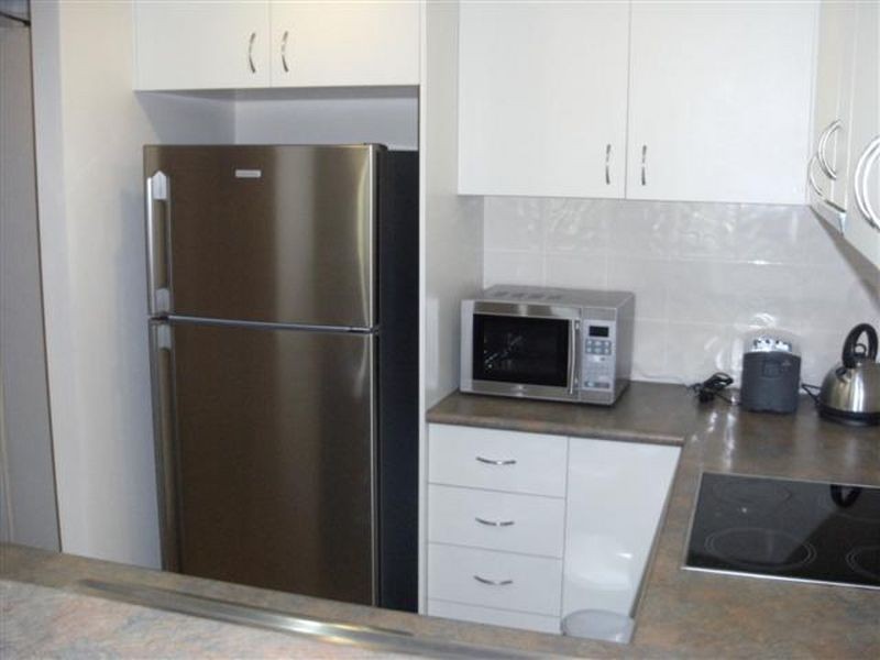 8/127 Macquarie Street, St Lucia QLD 4067