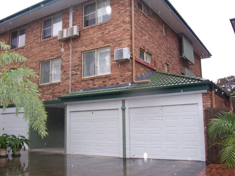 12/127 Central Avenue, Indooroopilly QLD 4068