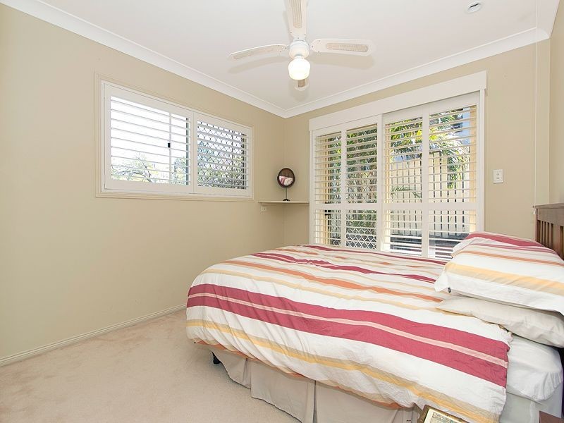 1/30 Rennie Street, Indooroopilly QLD 4068