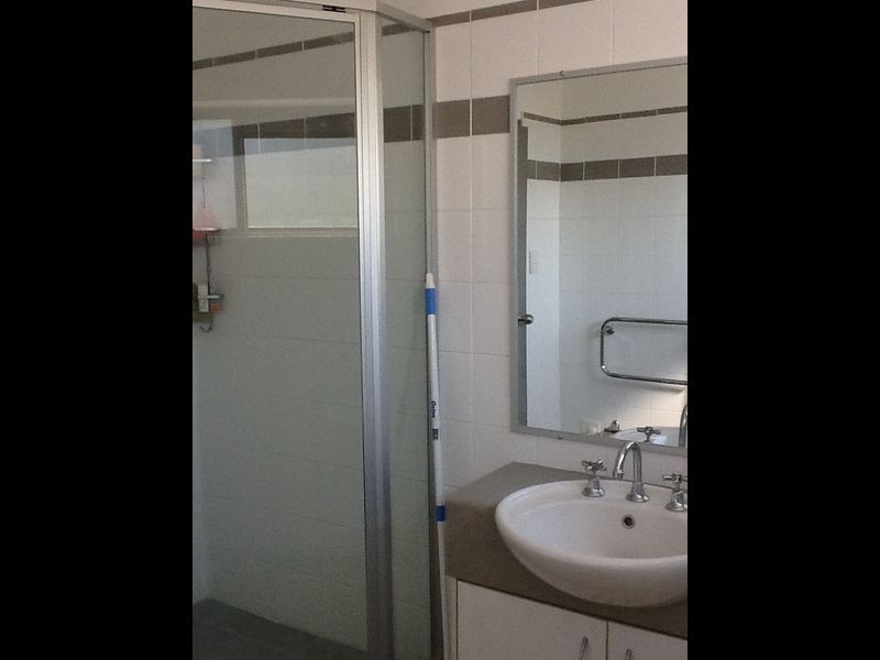 8/93 Sherwood Road, Toowong QLD 4066