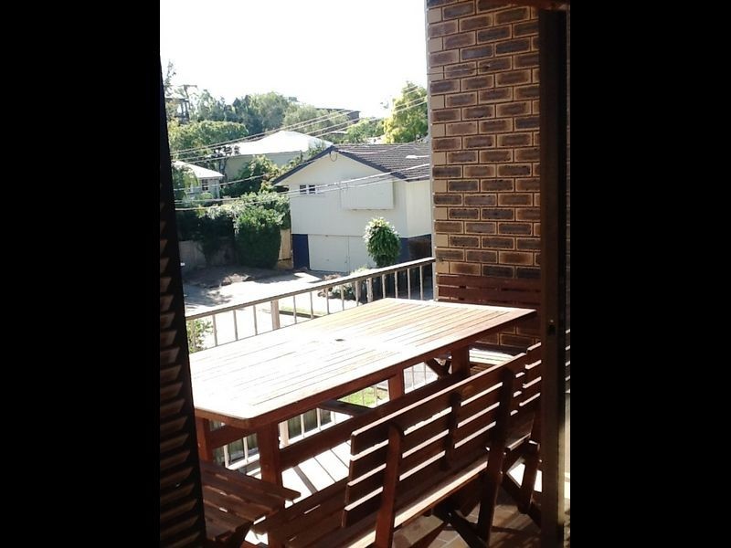8/93 Sherwood Road, Toowong QLD 4066