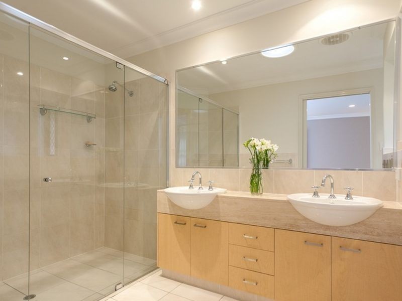 16 Oxford Terrace, Taringa QLD 4068