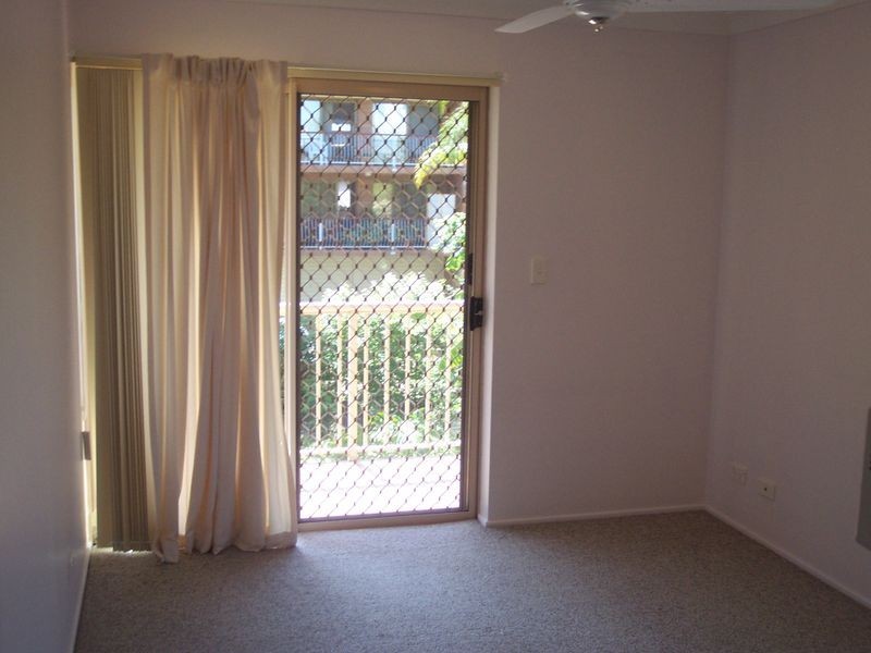1/18 Cecil Street, Indooroopilly QLD 4068