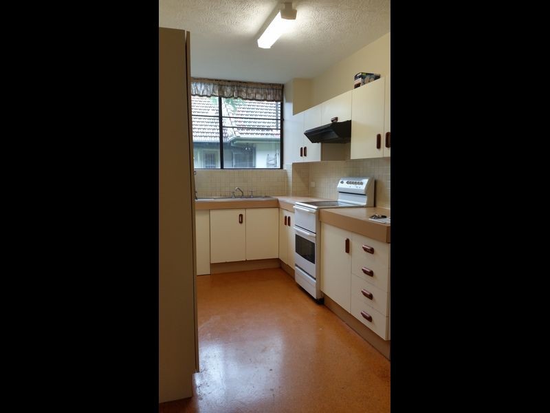 2/12 Brasted Street, Taringa QLD 4068