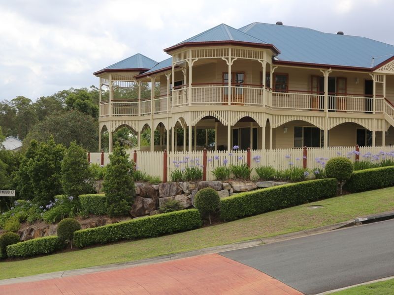 1 Torwood Court, Ferny Hills QLD 4055
