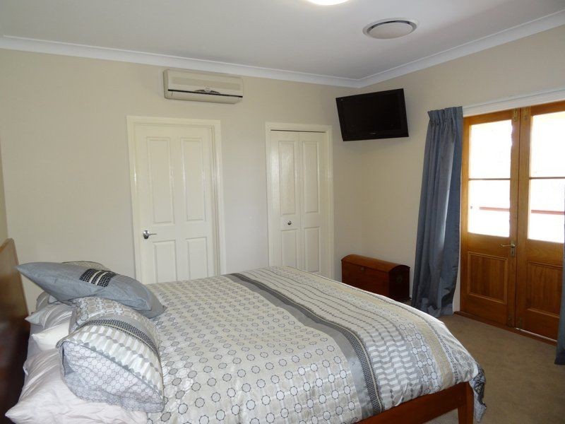 1 Torwood Court, Ferny Hills QLD 4055