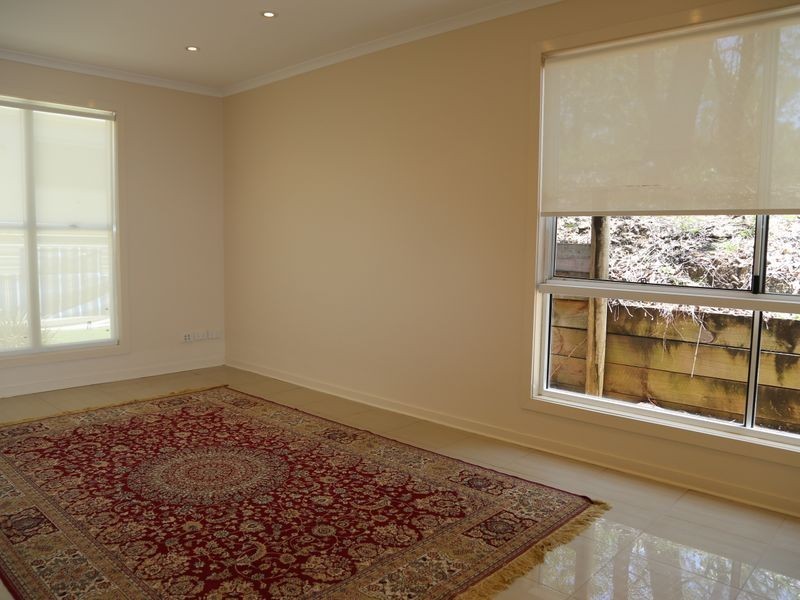 85 Boscombe Road, Brookfield QLD 4069