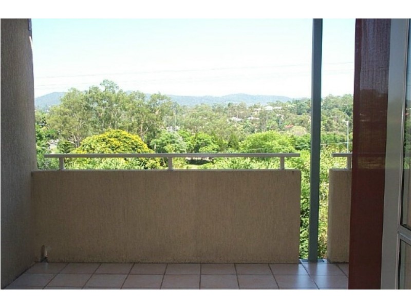 2/1 Bellevue Terrace, St Lucia QLD 4067