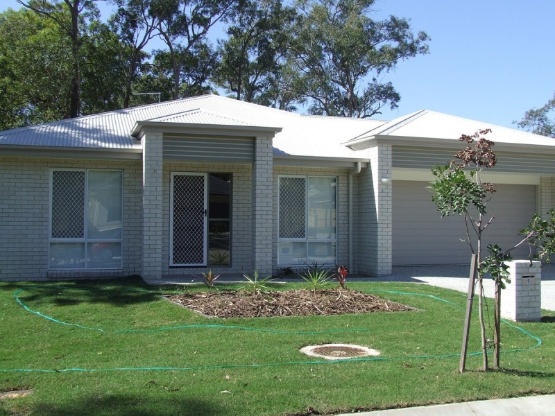 9 Knightsbridge Street, Oxley QLD 4075