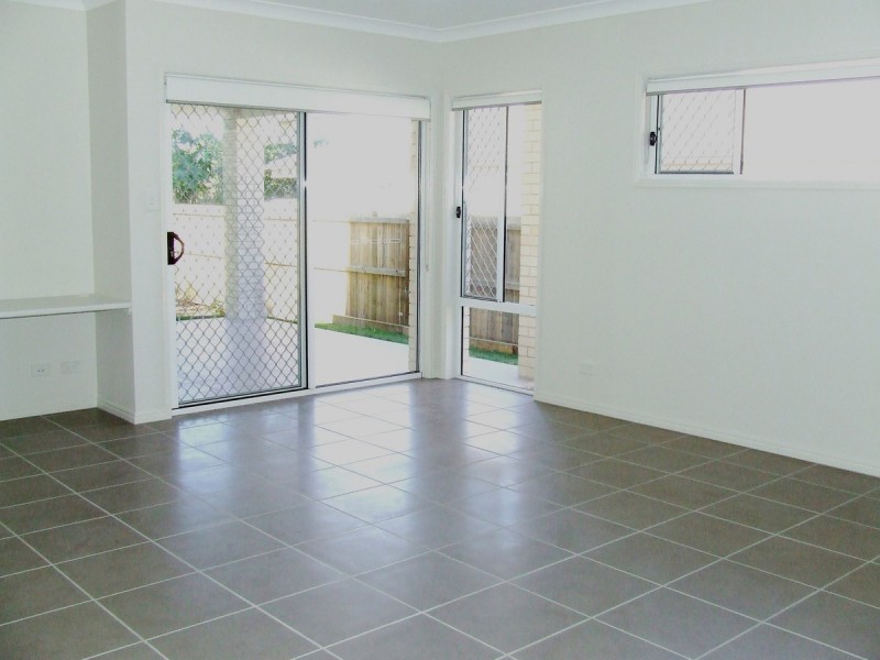 9 Knightsbridge Street, Oxley QLD 4075