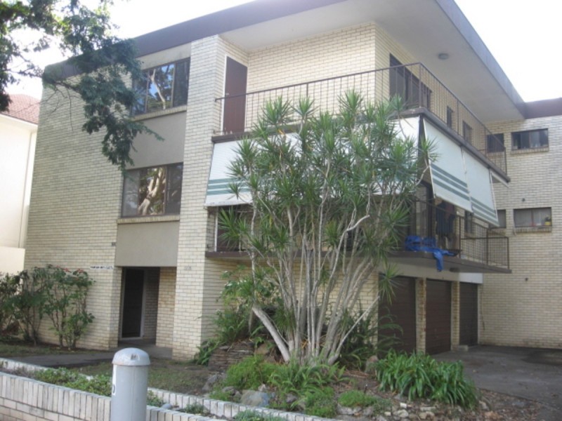 4/222 Sir Fred Schonell Drive, St Lucia QLD 4067