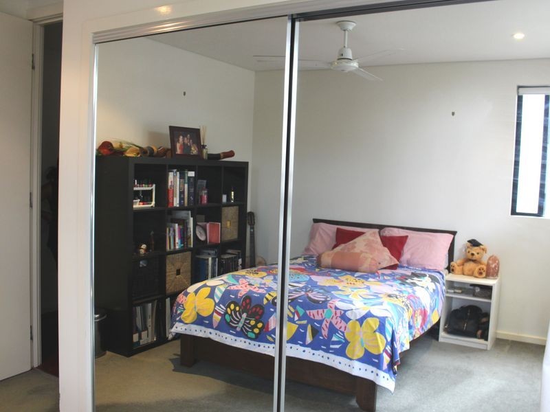 21/26 Holland Street, Toowong QLD 4066