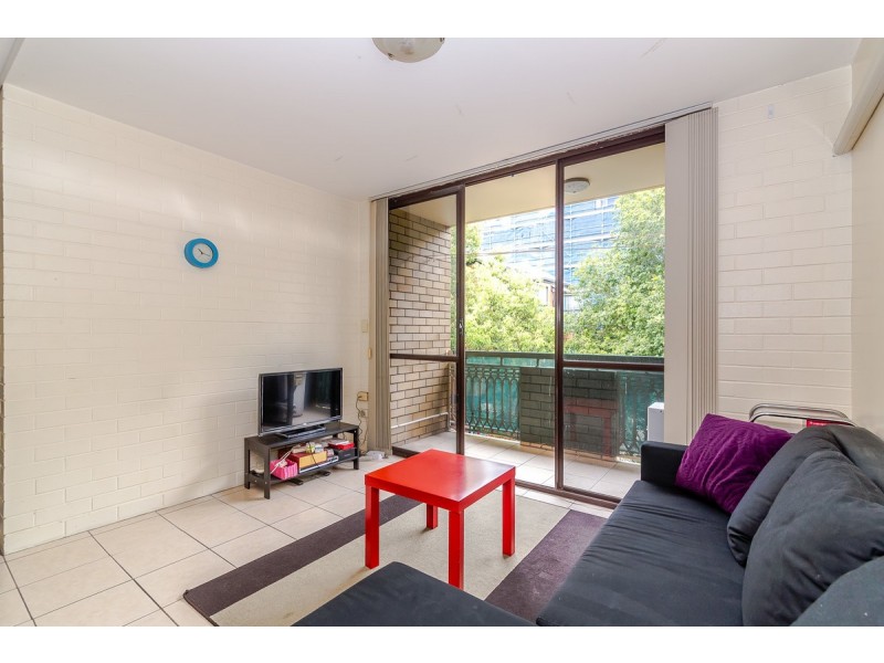 2/17 York Street, Indooroopilly QLD 4068