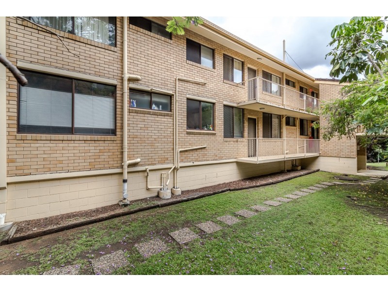 2/17 York Street, Indooroopilly QLD 4068