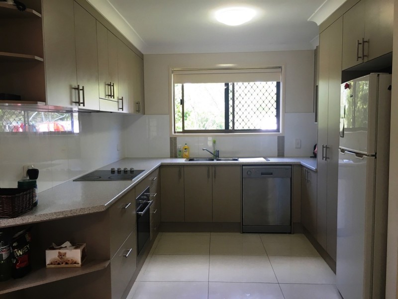 60 Disraeli Street, Indooroopilly QLD 4068