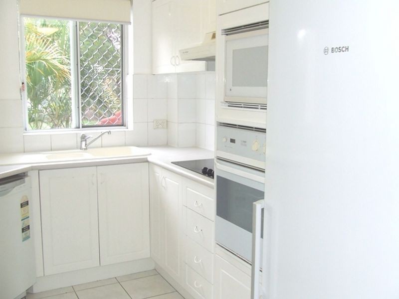 4/45 Mitre Street, St Lucia QLD 4067