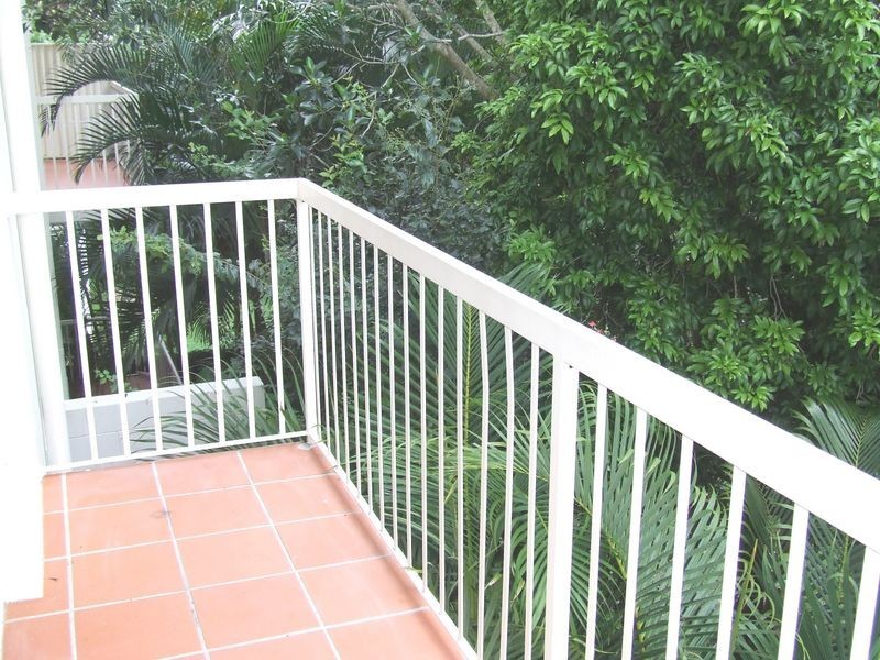4/45 Mitre Street, St Lucia QLD 4067