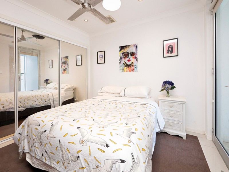 7/57 Sisley Street, St Lucia QLD 4067
