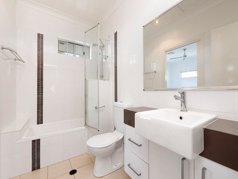 7/57 Sisley Street, St Lucia QLD 4067