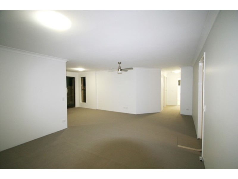 2/33 Alexandra Avenue, Taringa QLD 4068